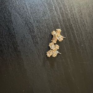 Elegant Gold Floral Earrings